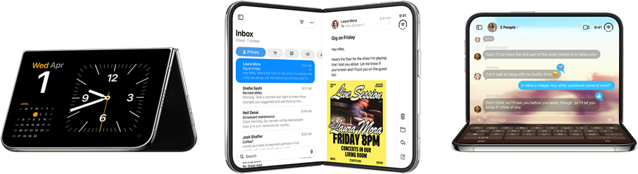 ثلاثة موديلات iPhone Duo معروضة في وضعيات مختلفة جنباً إلى جنب: جهاز iPhone Duo في الجهة اليسرى مفتوح ومثبّت على شكل حرف V مقلوب ومستقر على حوافه، شاشته موجّهة نحو الخارج في نمط الاستعداد وتعرض تطبيق الساعة، جهاز iPhone Duo في الوسط يقف في وضع مستقيم على شكل حرف V في نمط الاستعداد ويعرض تطبيق Siri في الجهة اليسرى وتطبيق الرسائل في الجهة اليمنى، جهاز iPhone Duo في الجهة اليمنى مفتوح ومستقر على اللوحة السفلية مع تطبيق +Fitness في الأمام